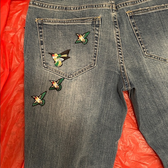 Embroidered jeans - Picture 3 of 11